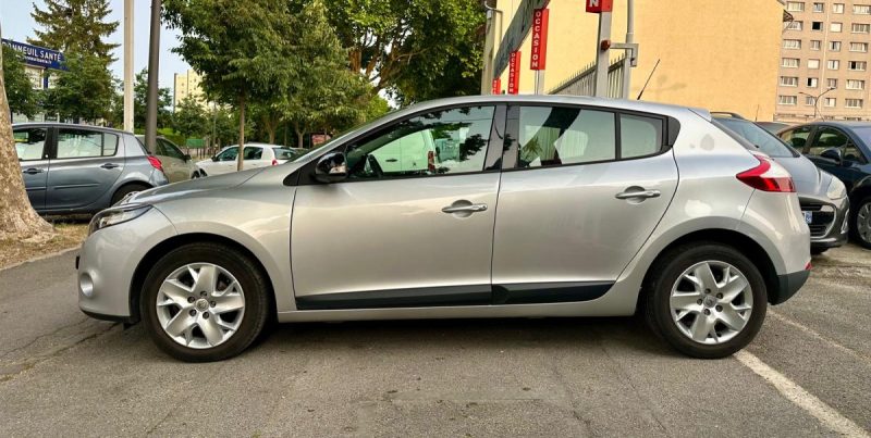 RENAULT MEGANE III 2012