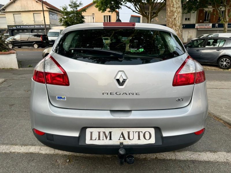 RENAULT MEGANE III 2012