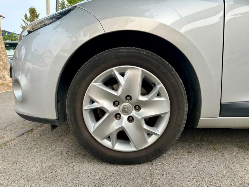 RENAULT MEGANE III 2012