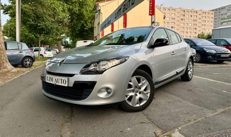 RENAULT MEGANE III 2012