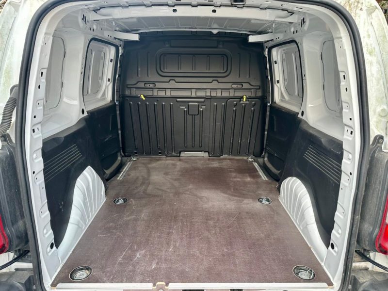 PEUGEOT PARTNER 2020