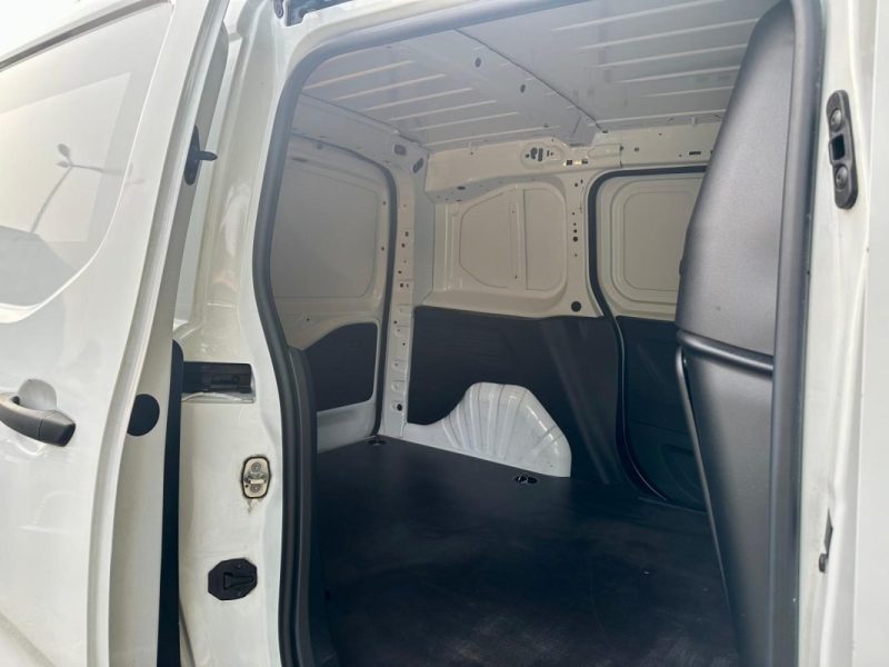 PEUGEOT PARTNER 2020