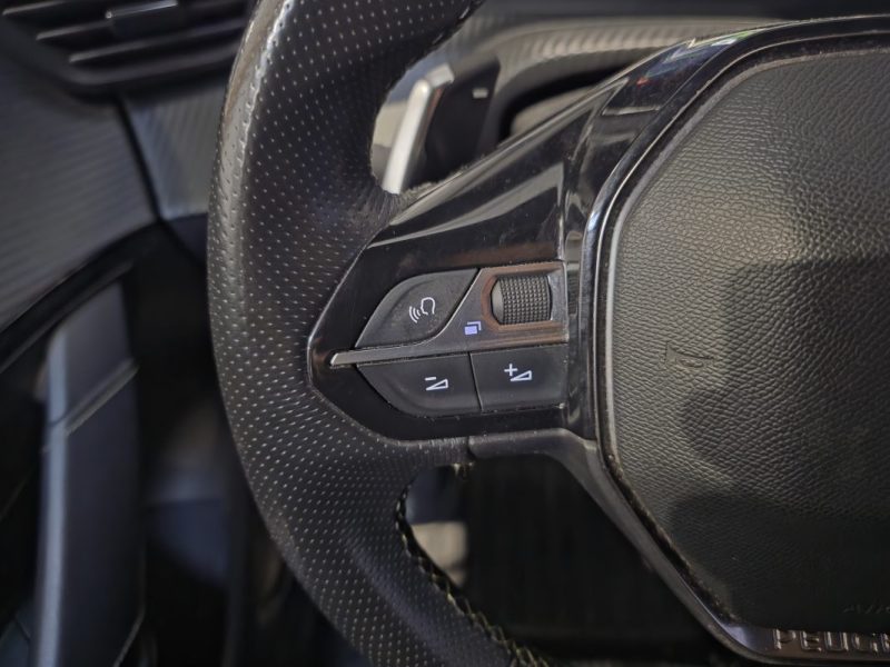 Peugeot 208 GT LINE 1.2 PureTech 100 ch EAT8 / SUIVI COMPLET PEUGEOT