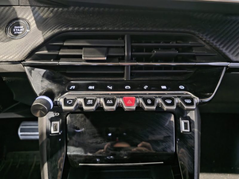 Peugeot 208 GT LINE 1.2 PureTech 100 ch EAT8 / SUIVI COMPLET PEUGEOT