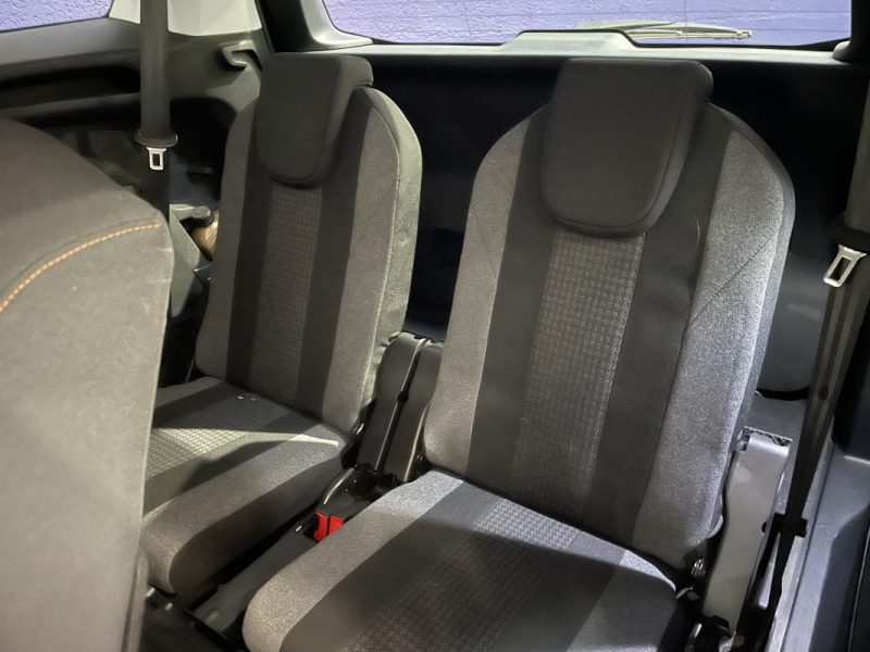 PEUGEOT 5008 1.6 BlueHDI 120 Active Business EAT 6 / 7 Places / Moteur Changé 