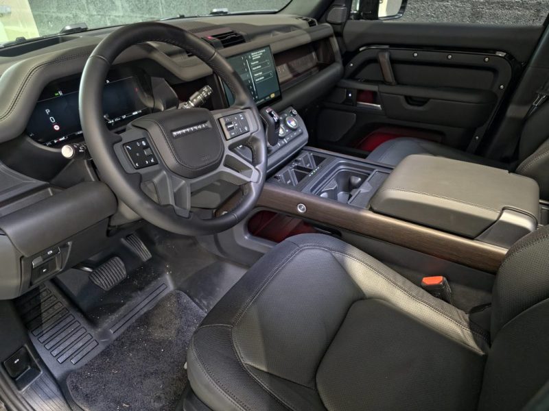 Land Rover Defender 110 P400e X-Dynamic 2.0 PHEV 404 ch – Boîte Auto – 4WD – Hybride