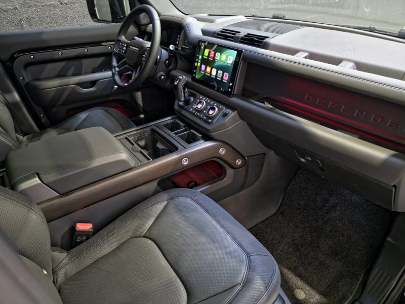 Land Rover Defender 110 P400e X-Dynamic 2.0 PHEV 404 ch – Boîte Auto – 4WD – Hybride