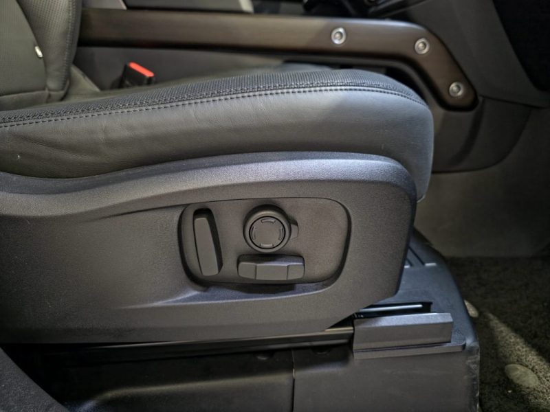 Land Rover Defender 110 P400e X-Dynamic 2.0 PHEV 404 ch – Boîte Auto – 4WD – Hybride