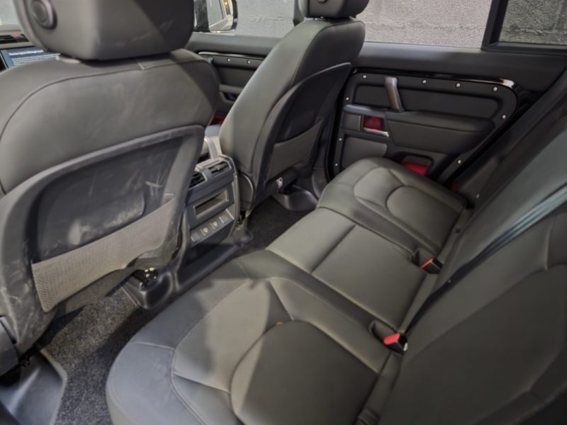 Land Rover Defender 110 P400e X-Dynamic 2.0 PHEV 404 ch – Boîte Auto – 4WD – Hybride