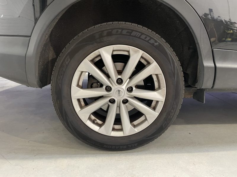NISSAN QASHQAI 2015