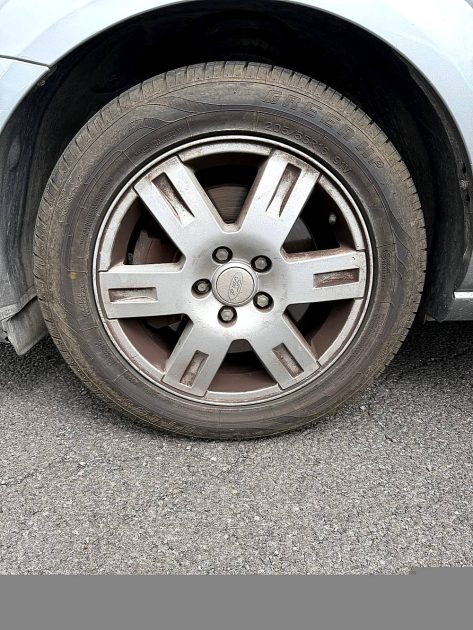 FORD MONDEO 2.0i 145ch 16V  BVA EQUIPÉ HANDICAP