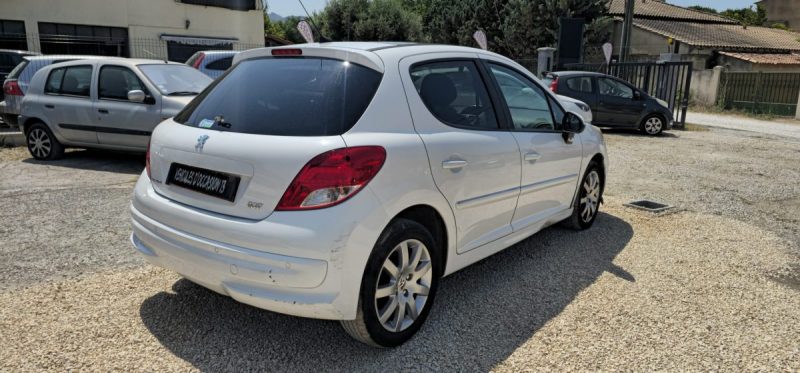 🚗 À VENDRE – Peugeot 207 1.6 HDi 92ch – 5 portes – Blanc – 2010 🚗