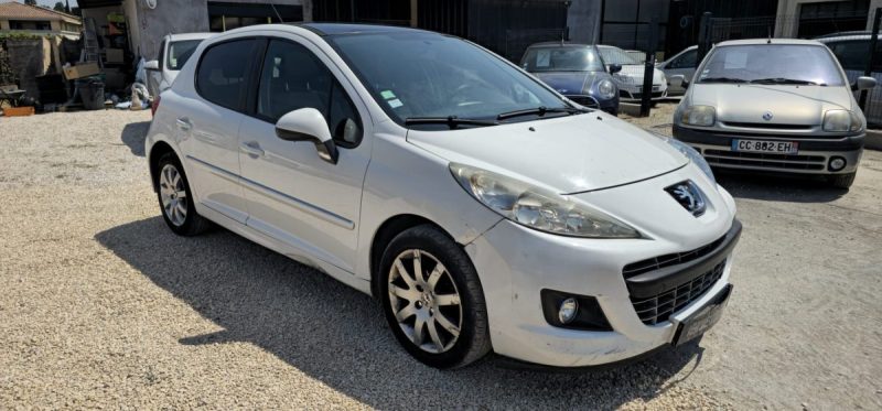 🚗 À VENDRE – Peugeot 207 1.6 HDi 92ch – 5 portes – Blanc – 2010 🚗