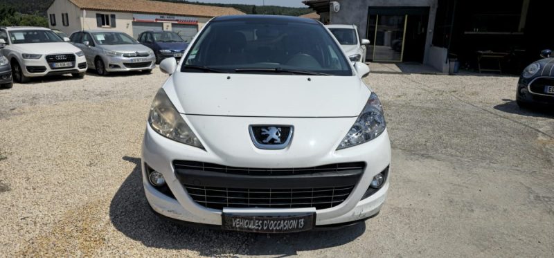 🚗 À VENDRE – Peugeot 207 1.6 HDi 92ch – 5 portes – Blanc – 2010 🚗