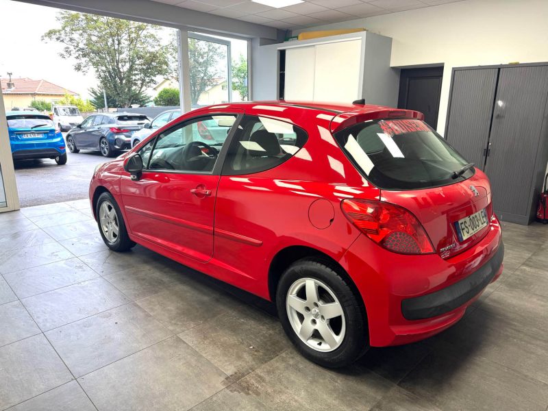 PEUGEOT 207  0001