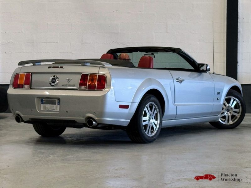 FORD MUSTANG GT 2006
