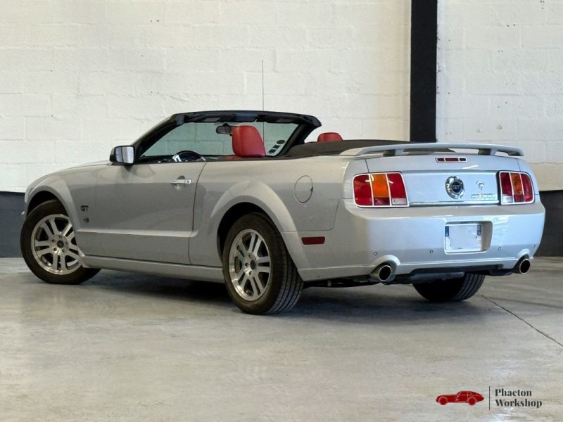 FORD MUSTANG GT 2006
