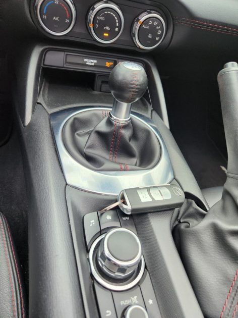 MAZDA MX-5 160 Exclusive-Line 2016