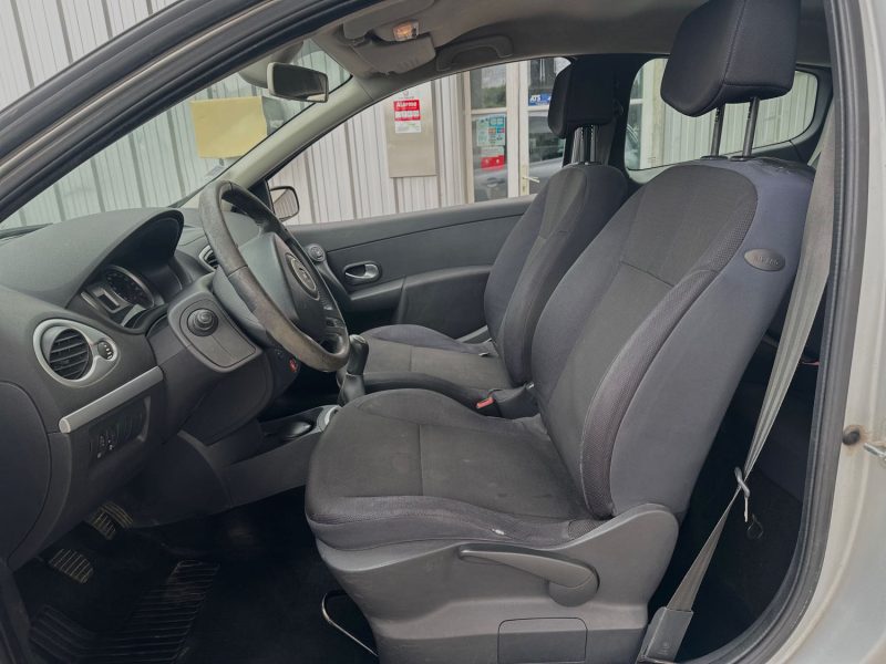 RENAULT CLIO 2006