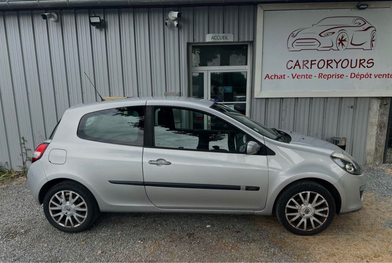 RENAULT CLIO 2006