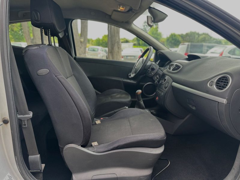 RENAULT CLIO 2006