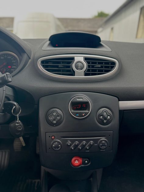 RENAULT CLIO 2006
