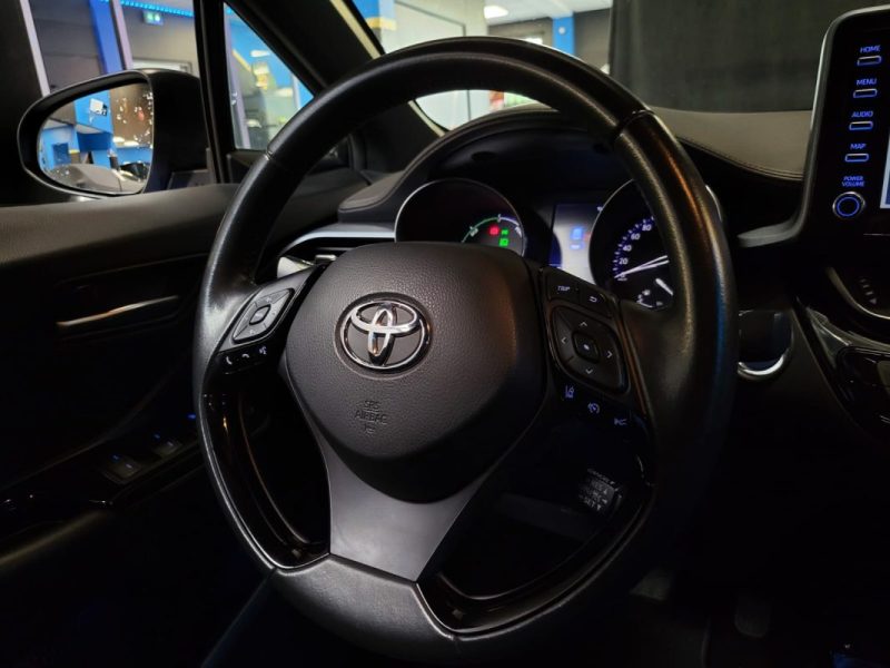 TOYOTA C-HR 1.8 VVT-i 122cv DYNAMIC / CAMERA DE RECUL / CARPLAY / FRONT ASSIST / 2EME MAIN