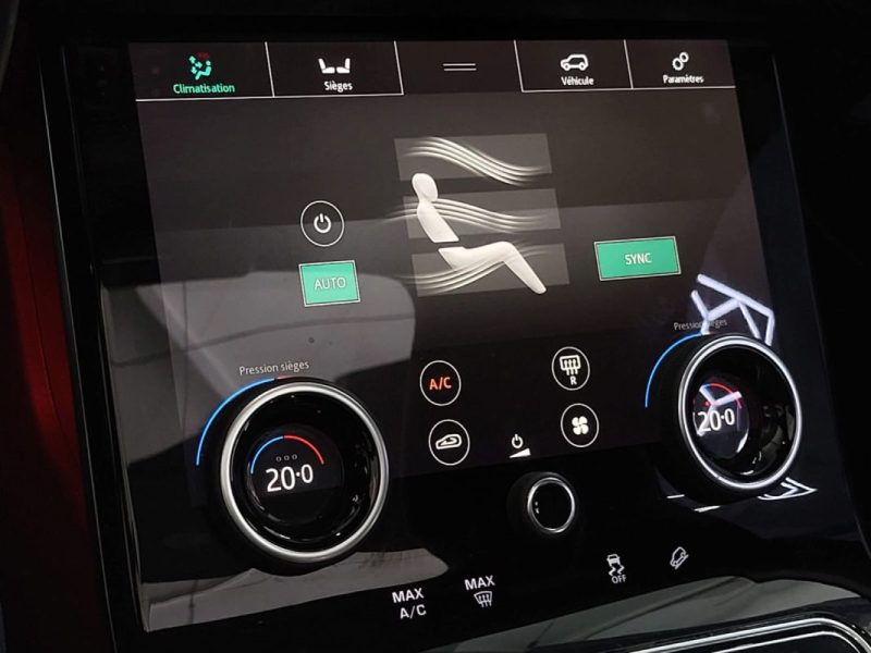 LAND ROVER RANGE ROVER VELAR P300 2.0 Si4 300cv R-Dynamic HSE 4X4 Boîte Auto