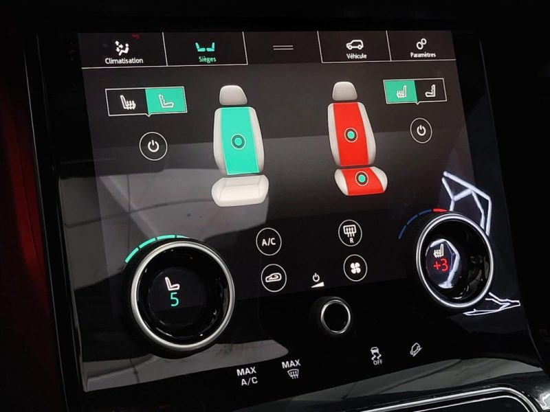 LAND ROVER RANGE ROVER VELAR P300 2.0 Si4 300cv R-Dynamic HSE 4X4 Boîte Auto