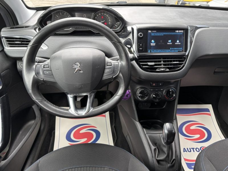 PEUGEOT 208 1.2 PureTech 82ch Allure 1ère Main 