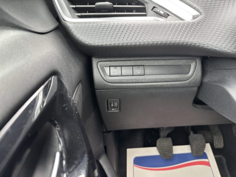 PEUGEOT 208 1.2 PureTech 82ch Allure 1ère Main 