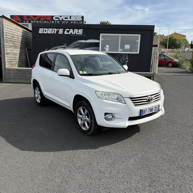 TOYOTA RAV4 2.2 D4D 150ch 2WD 2011