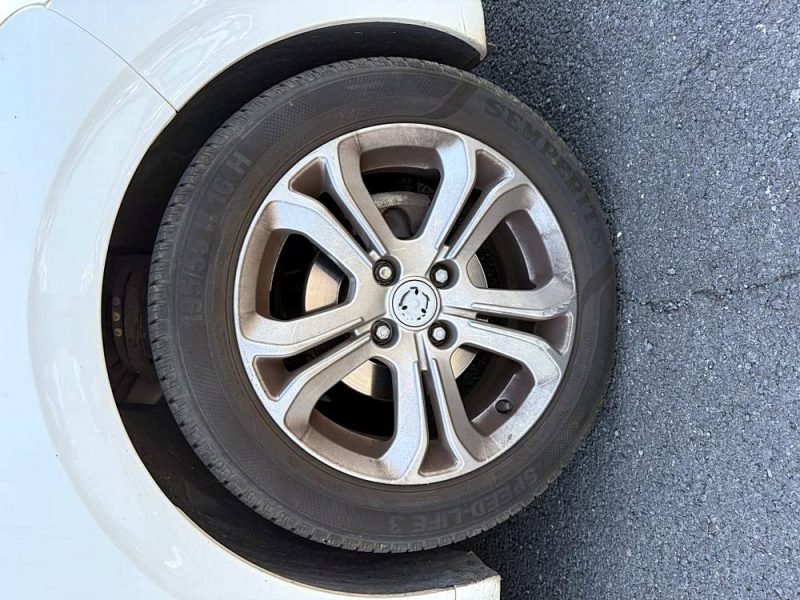 PEUGEOT 208  1.6 ess ALLURE BOITE AUTO PEDALE ADAPTEE 2014