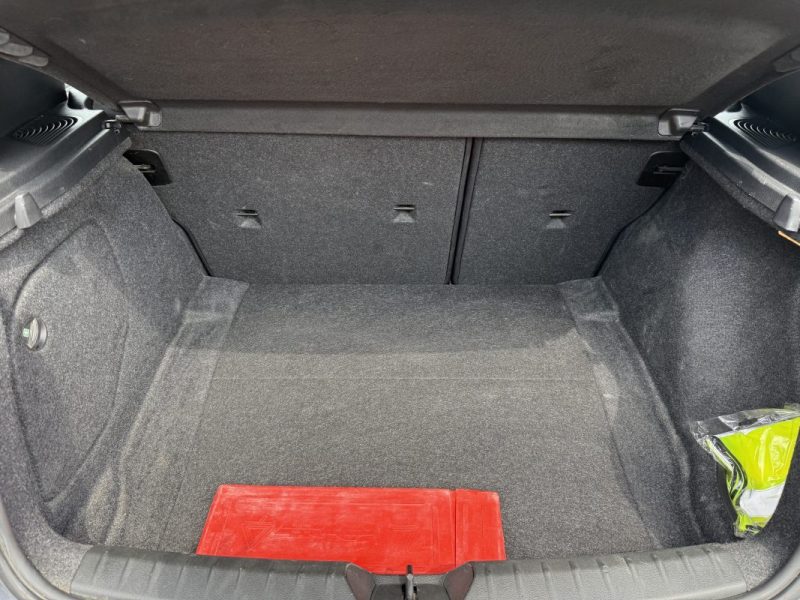 BMW SERIE 1 116D 2.0D EXECUTIVE 