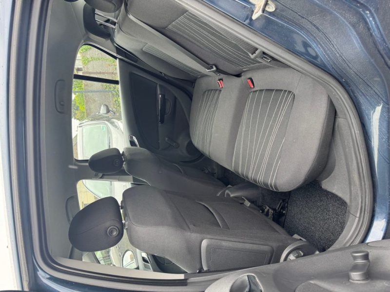 OPEL  CORSA  2011