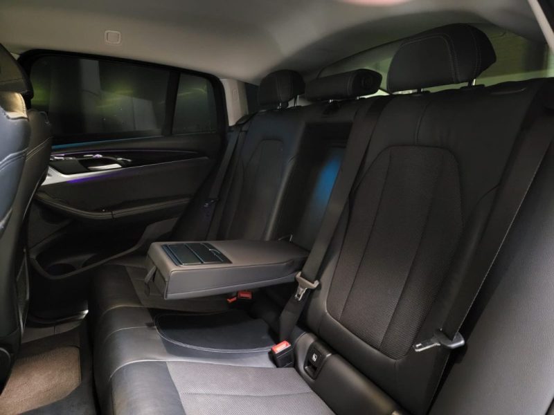 BMW X4 20d 2.0 XDrive X LINE / SUIVIE COMPLET BMW + AFFICHAGE TETE HAUTE + CARPLAY /