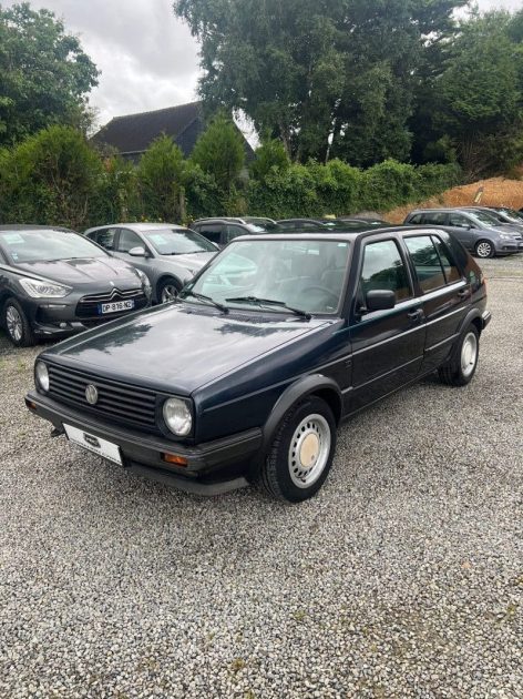 VOLKSWAGEN GOLF 1990