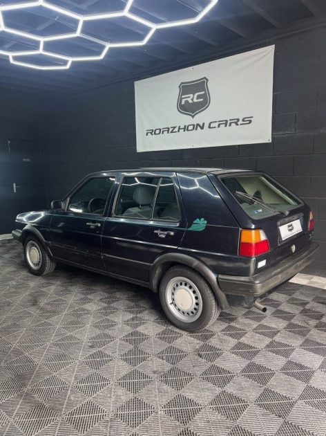 VOLKSWAGEN GOLF 1990