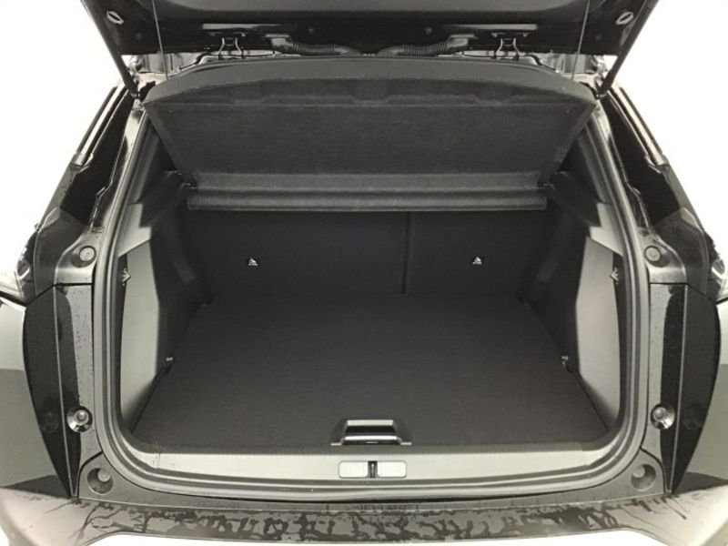 Peugeot 2008 Hybrid 145 e-DCS6 GT