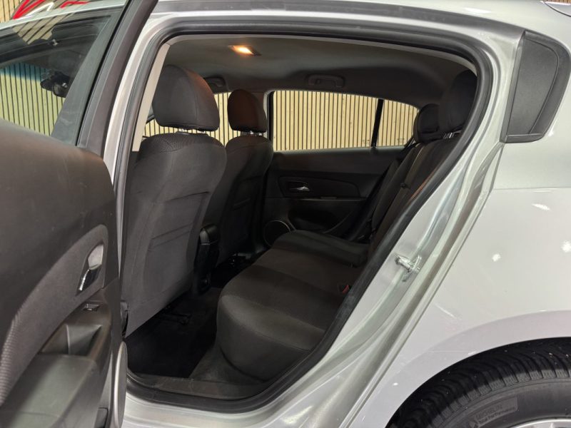 CHEVROLET CRUZE 2012