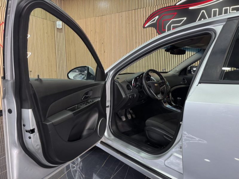 CHEVROLET CRUZE 2012