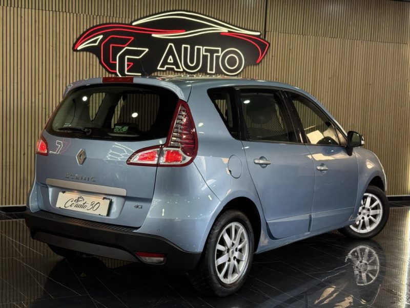 RENAULT MEGANE SCENIC 2011