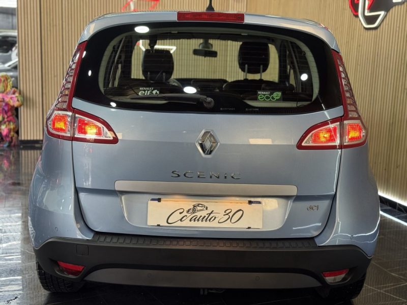 RENAULT MEGANE SCENIC 2011