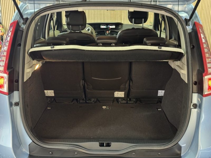 RENAULT MEGANE SCENIC 2011