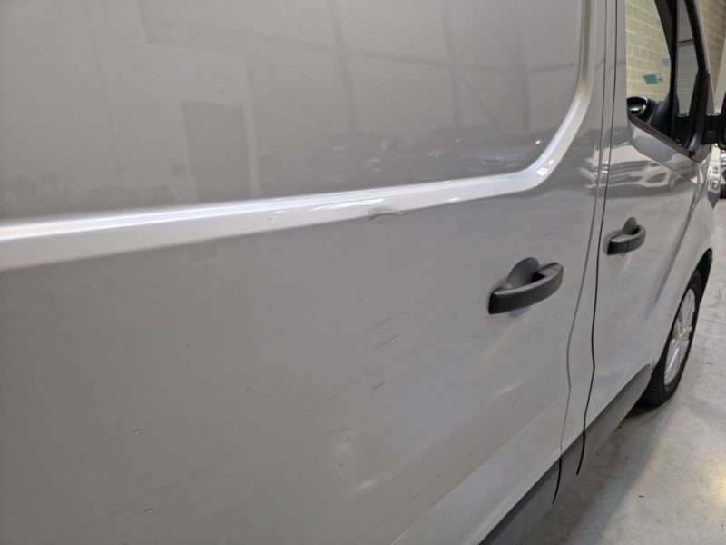 Renault Trafic III L1H1 2.0 dCi 145 ch EDC – Fourgon Phase 2 – Boîte Auto