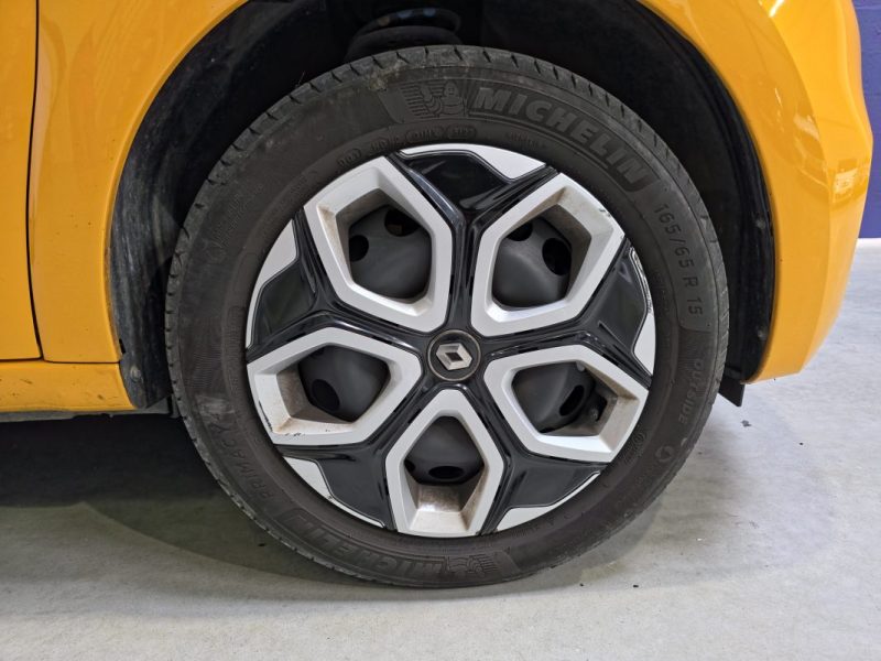 Renault Twingo III 1.0 SCe 65 ch Équilibre – Boîte Manuelle