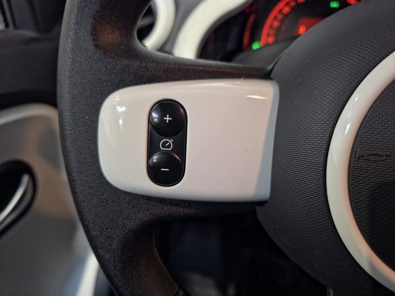 Renault Twingo III 1.0 SCe 65 ch Équilibre – Boîte Manuelle
