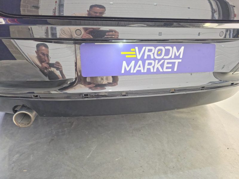 B.M.W. SERIE 1 2014BMW Série 1 F20 118d 2.0 143 ch Urban Life