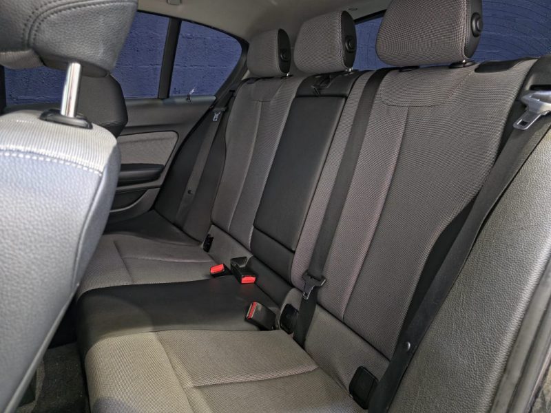 B.M.W. SERIE 1 2014BMW Série 1 F20 118d 2.0 143 ch Urban Life