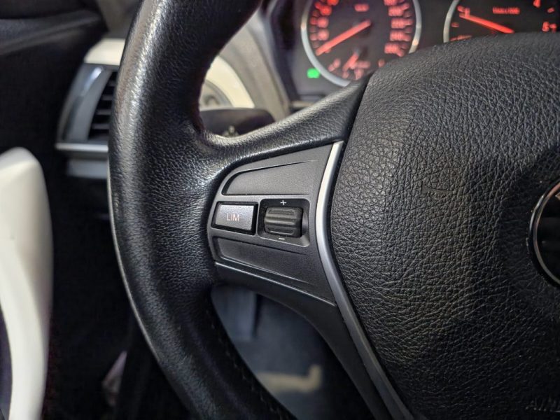 B.M.W. SERIE 1 2014BMW Série 1 F20 118d 2.0 143 ch Urban Life